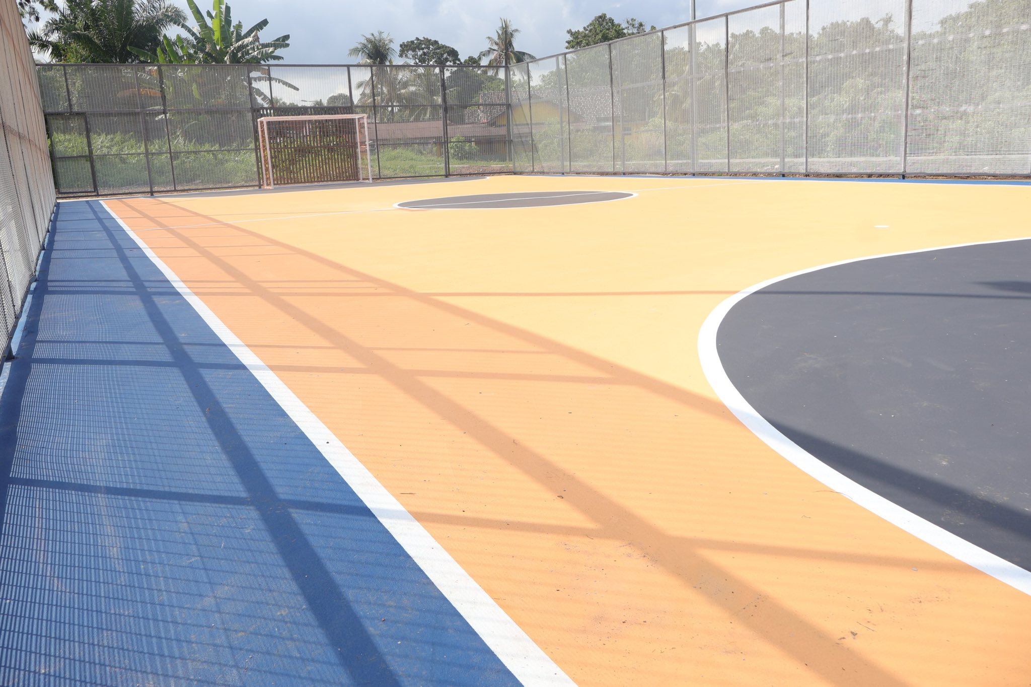 MAJLIS PENYERAHAN PROJEK NAIKTARAF GELANGGANG FUTSAL DI KG PULAU MASJID TANAH