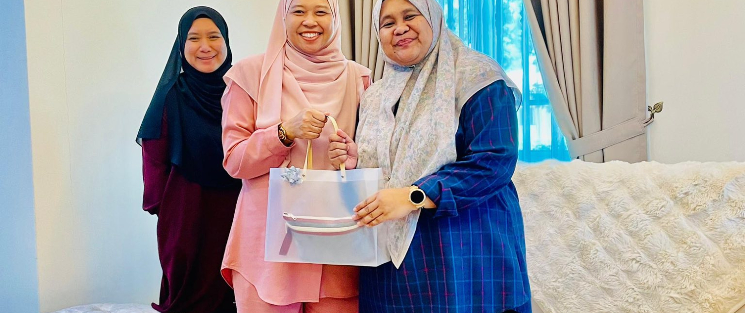 SELAMAT MENUNAIKAN IBADAH HAJI BUAT SR. SITI HAJAR BINTI OTHMAN