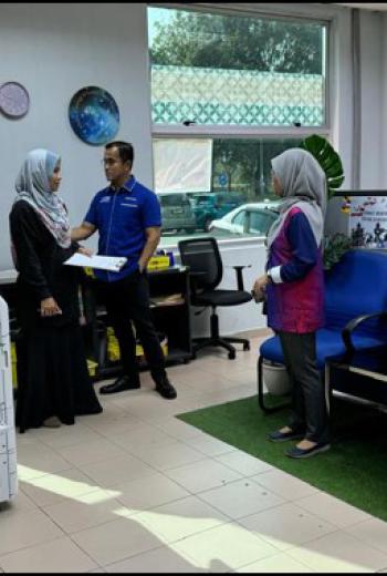 Pejabat Pusat Kebolehpasaran Graduan Dan Alumni (U-ACE)